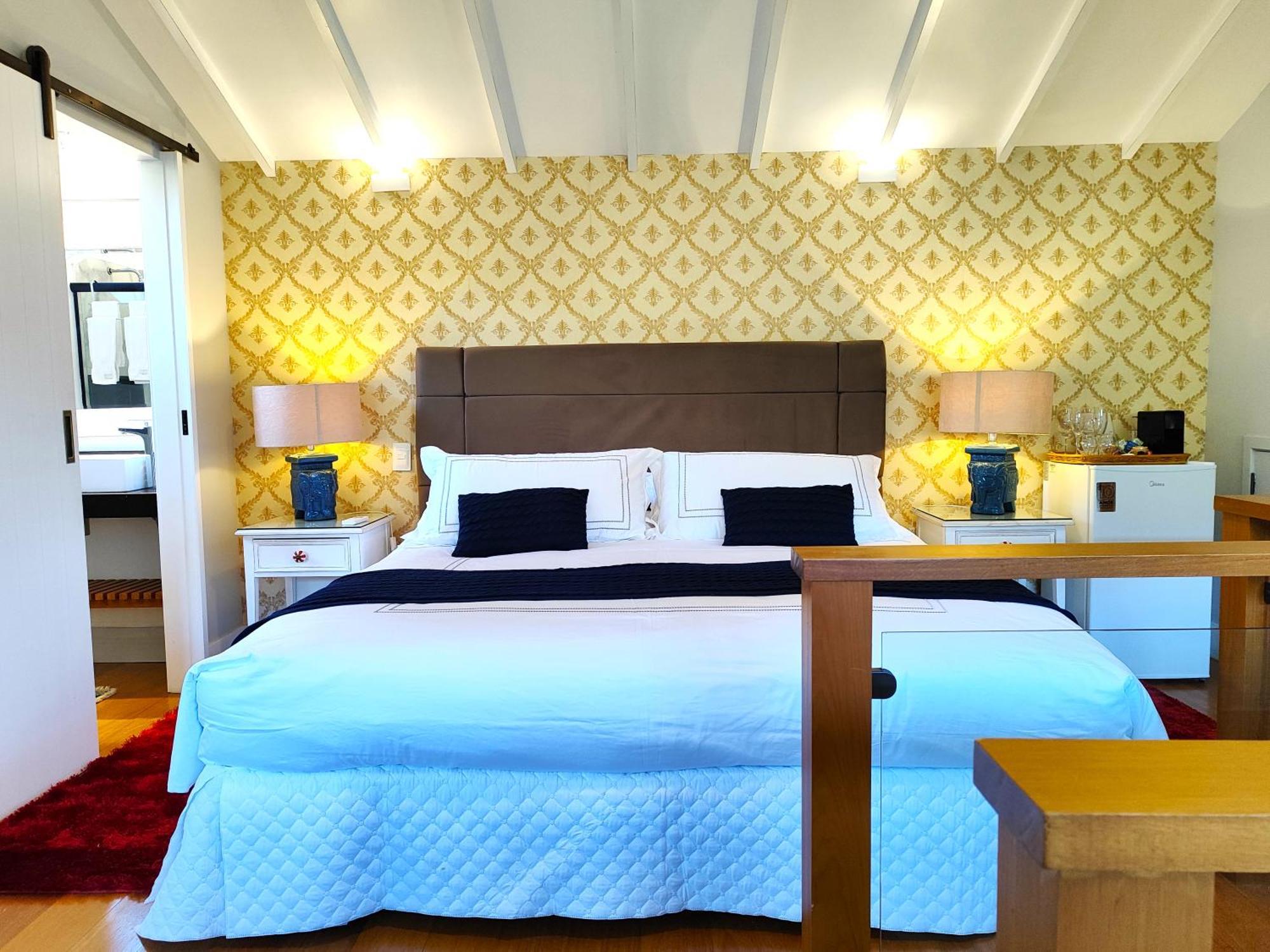 Su Paradise Villa Chales E Suites Correas Room photo